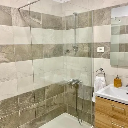 Apartament Mamaia Nord Astoriablue דירה